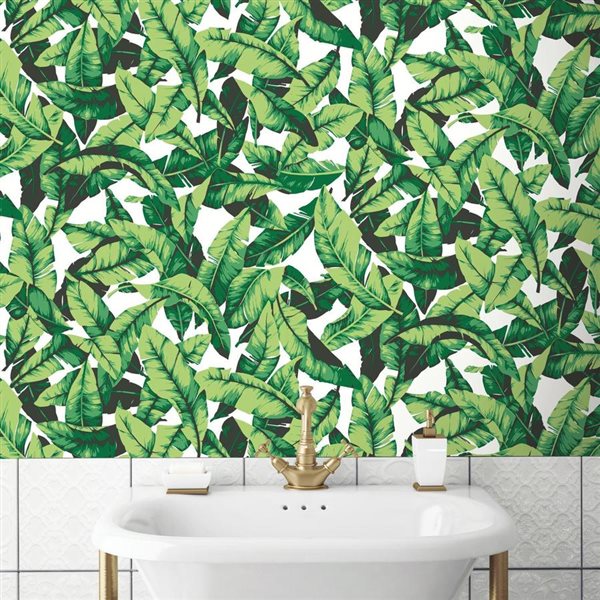 RoomMates RoomMates  ft Palm Leaf Green Peel and Stick Wallpaper |  Lowe's Canada