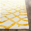 Safavieh Dip Dye 5-ft x 8-ft Hand Tufted Wool Ivory and Gold Area Rug