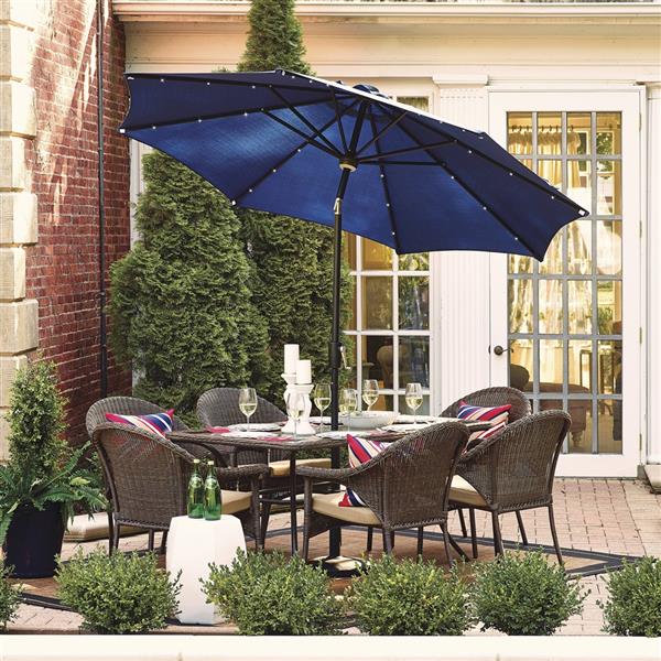 Spruce Hills 7 Piece Outdoor Dining Set, Outdoor Dining Table With Umbrella Hole Canada